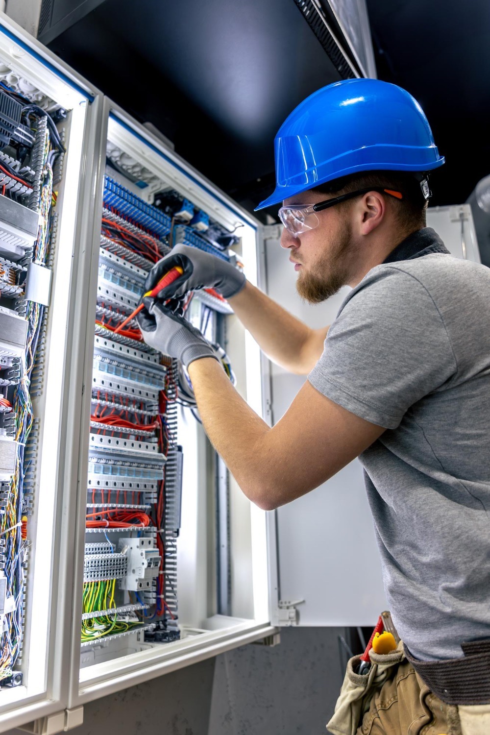 KWE electrician